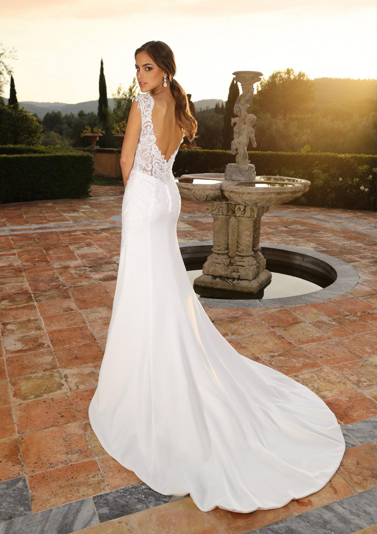 Mitterhofer Brautmode Fitn Flare & Meerjungfrau Brautkleider