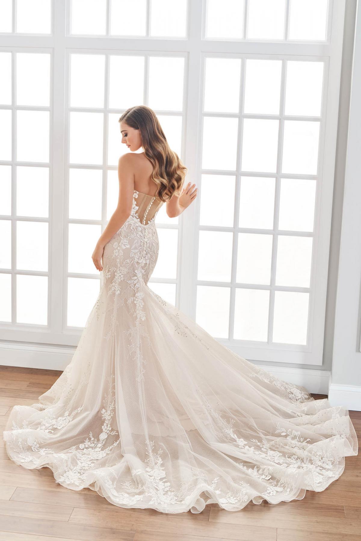 Mitterhofer Brautmode Fitn Flare & Meerjungfrau Brautkleider